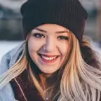 Andrea Wilson, Editor, Săptămânalul Scriitorilor